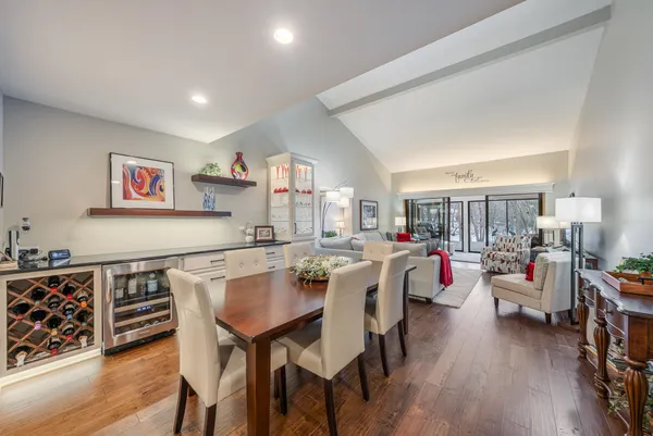 $400,000 | 2661 Northern Road, Unit E, Appleton, WI 54914