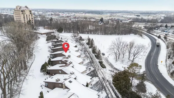 $400,000 | 2661 Northern Road, Unit E, Appleton, WI 54914