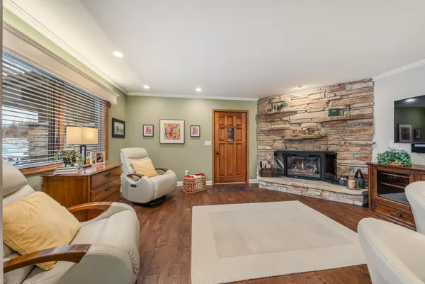 $400,000 | 2661 Northern Road, Unit E, Appleton, WI 54914