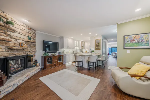 $400,000 | 2661 Northern Road, Unit E, Appleton, WI 54914