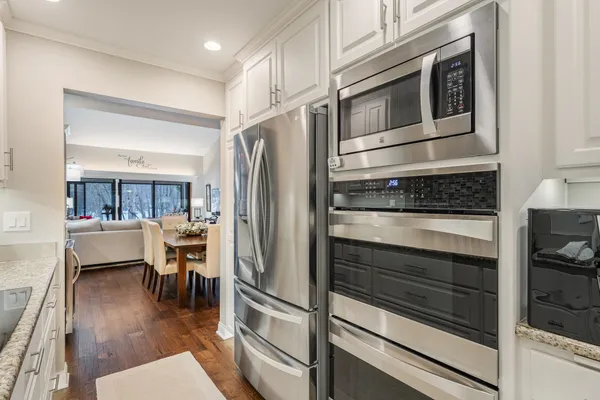 $400,000 | 2661 Northern Road, Unit E, Appleton, WI 54914