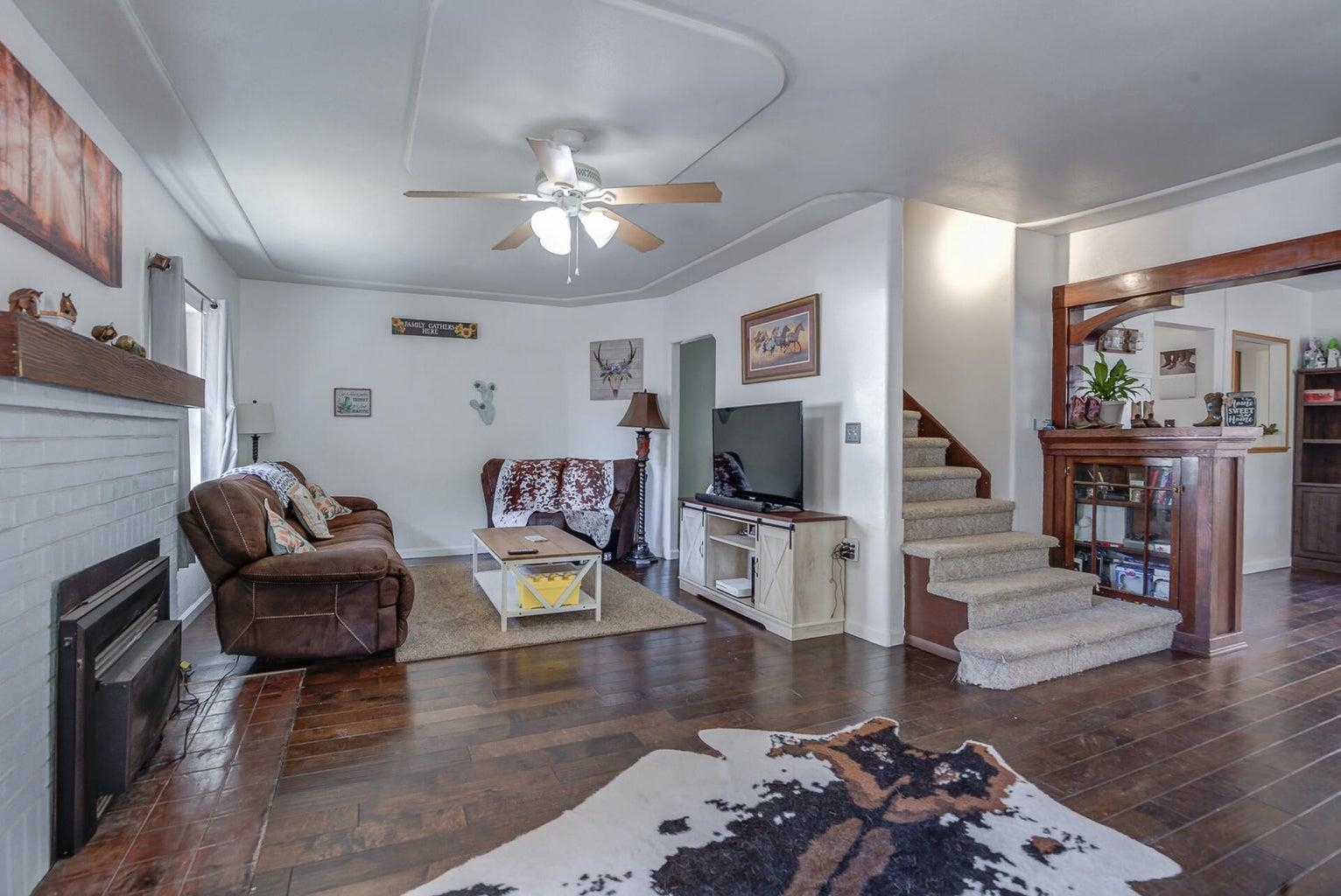 421 Lincoln Street Red Bluff, CA 96080 - Photo 6 of 41