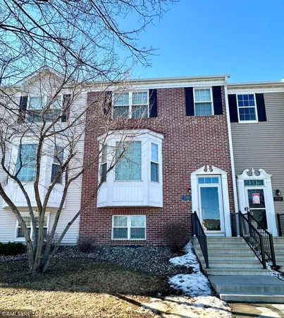 $319,900 | 1760 Riverside Drive, Shakopee, MN 55379