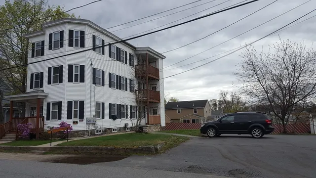 $2,350 | 19 Delmont Avenue, Unit 19, Lowell, MA 01852