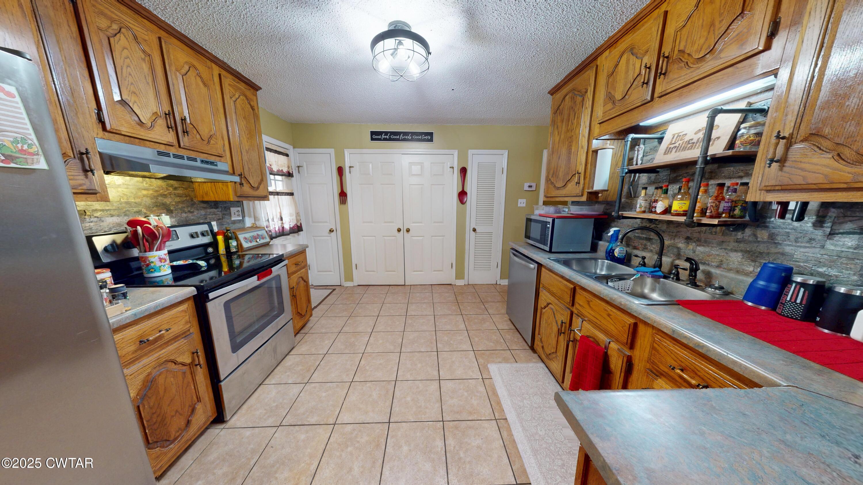 625 Hanna Drive Ripley, TN 38063 - Photo 5 of 26 a view of utility room