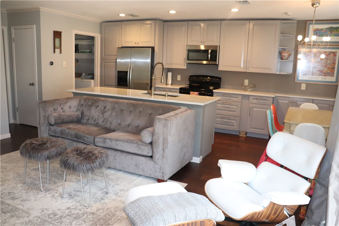 3845 Ranch Road 2222, Unit 20 Austin, TX 78731 - Photo 1 of 1