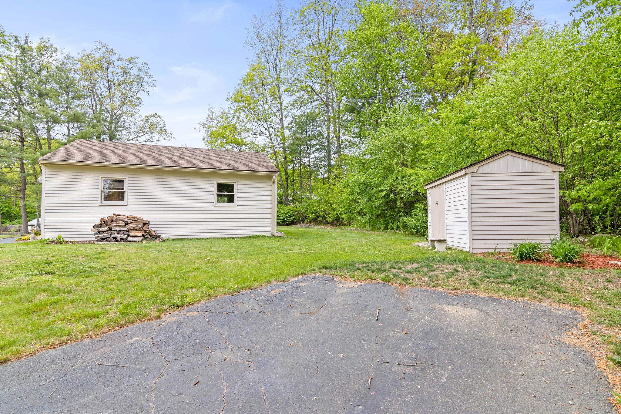 1 Nora Road Merrimack, NH 03054 - Photo 25 of 39