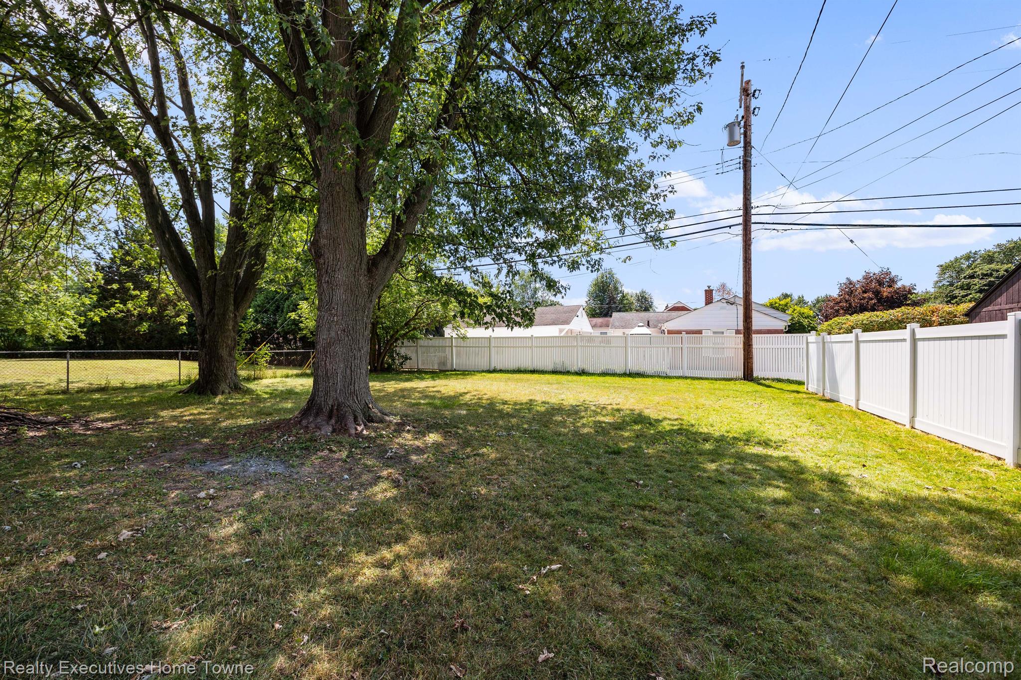 33255 Utica Road Fraser, MI 48026 - Photo 29 of 31 Gallery Image 29