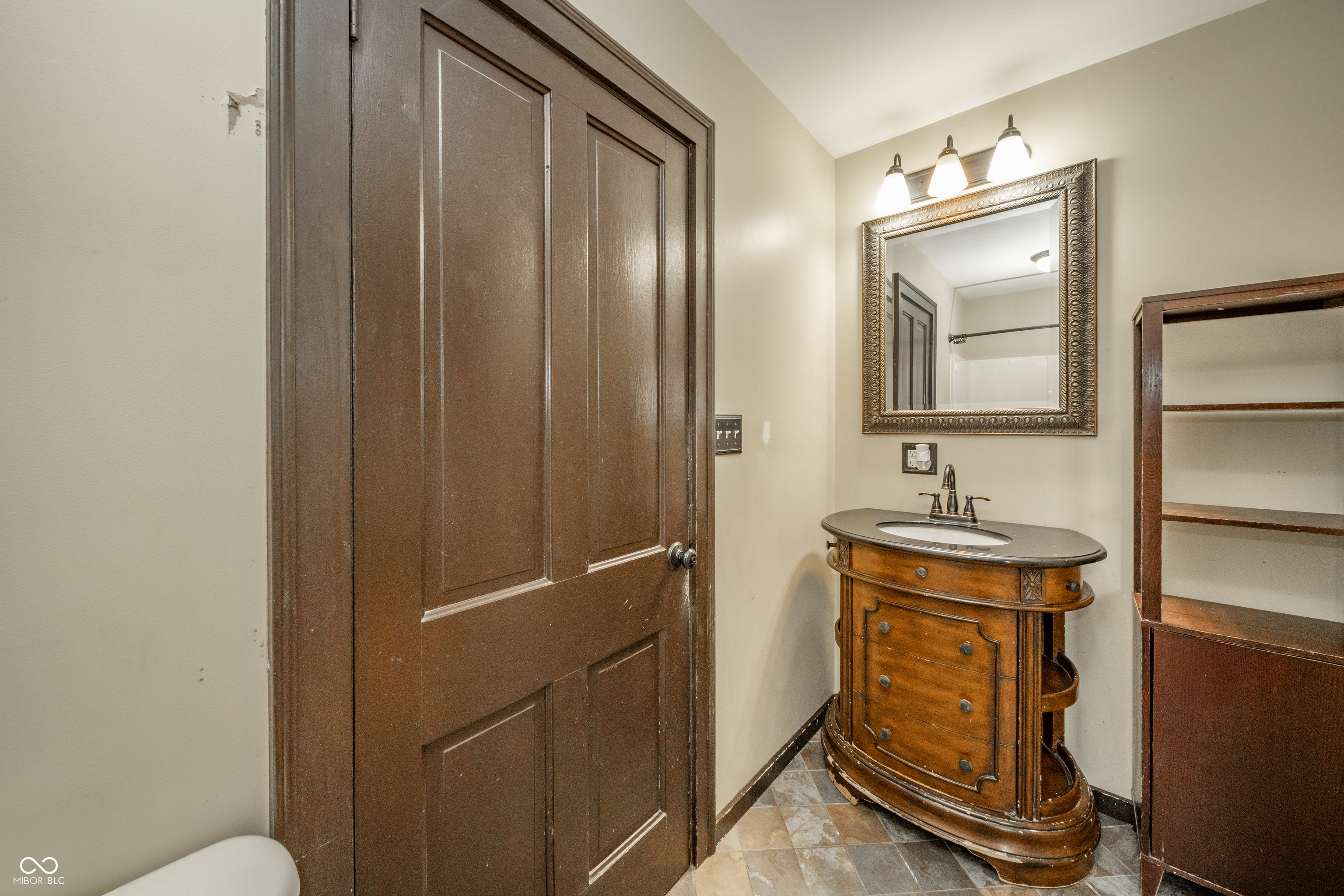 720 South Broadway Street Pendleton, IN 46064 - Photo 18 of 27