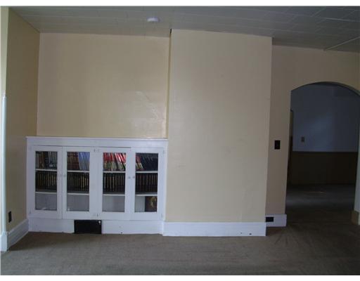 1217 West High Street Springfield, OH 45506 - Photo 4 of 18