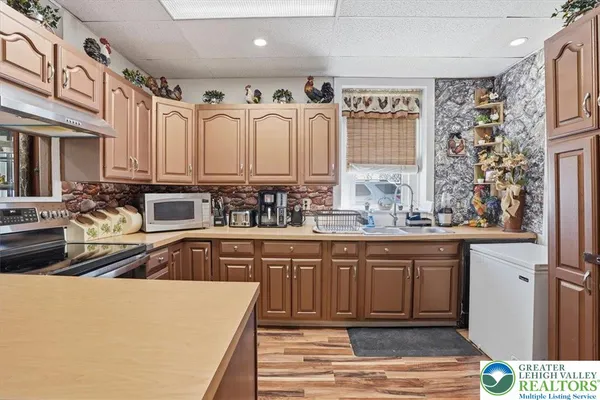 $339,900 | 1450 Mack Boulevard, Allentown, PA 18103