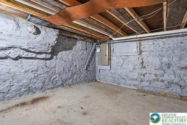 $339,900 | 1450 Mack Boulevard, Allentown, PA 18103