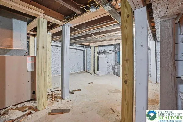 $339,900 | 1450 Mack Boulevard, Allentown, PA 18103