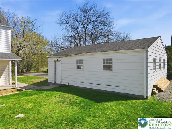 $339,900 | 1450 Mack Boulevard, Allentown, PA 18103