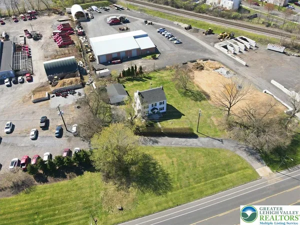 $339,900 | 1450 Mack Boulevard, Allentown, PA 18103