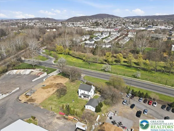 $339,900 | 1450 Mack Boulevard, Allentown, PA 18103