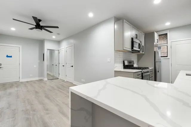 $1,582 | 7738 North Eastlake Terrace, Unit 3E, Chicago, IL 60626