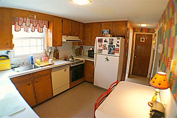 98 Birch Meadow Road Merrimac, MA 01860 - Photo 12 of 20 Gallery Image 12