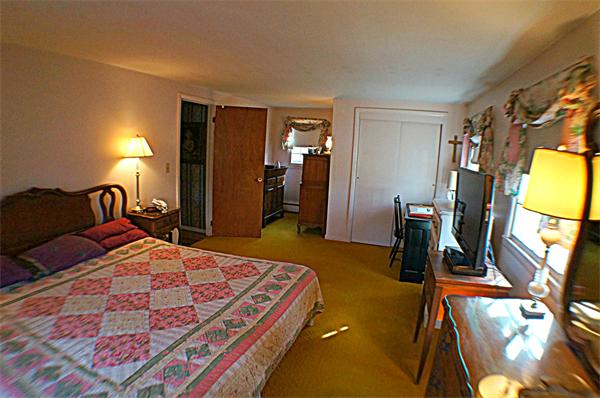 98 Birch Meadow Road Merrimac, MA 01860 - Photo 16 of 20 Gallery Image 16