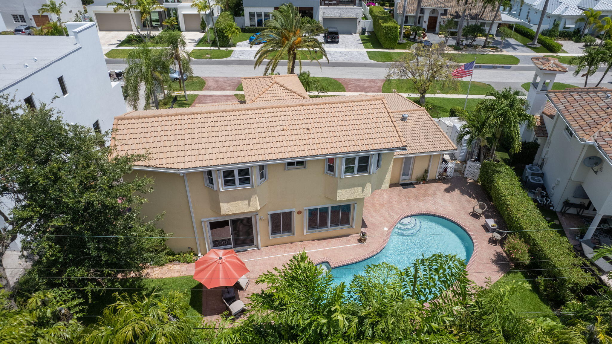 464 Northeast 6th Street Boca Raton, FL 33432 - Photo 4 of 28 46-web-or-mls-DJI_0442-HDR