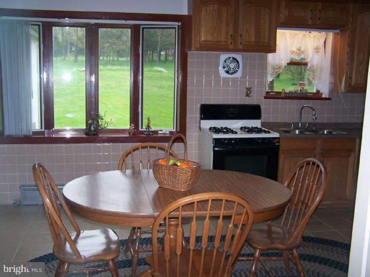 5196 Hiffletrayer Road Green Lane, PA 18054 - Photo 11 of 18 Gallery Image 11