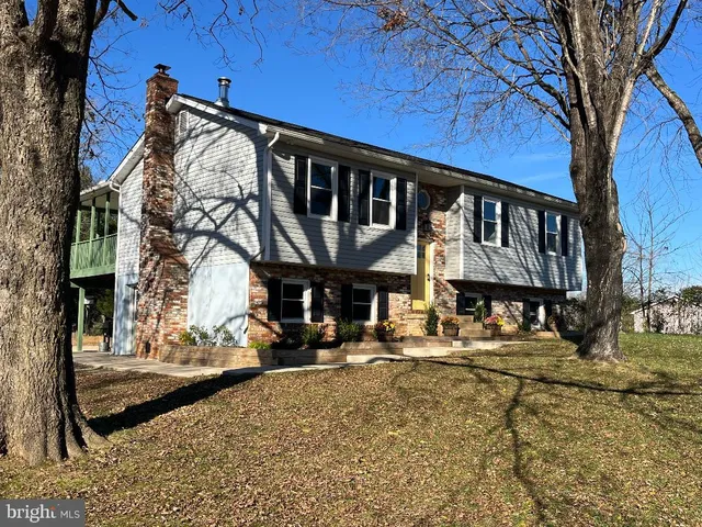 $599,900 | 1251 Hartwood Road, Fredericksburg, VA 22406