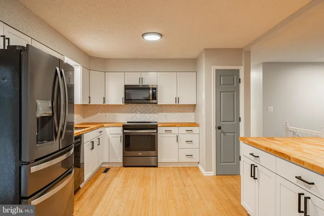 $599,900 | 1251 Hartwood Road, Fredericksburg, VA 22406