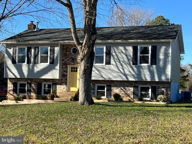 $599,900 | 1251 Hartwood Road, Fredericksburg, VA 22406