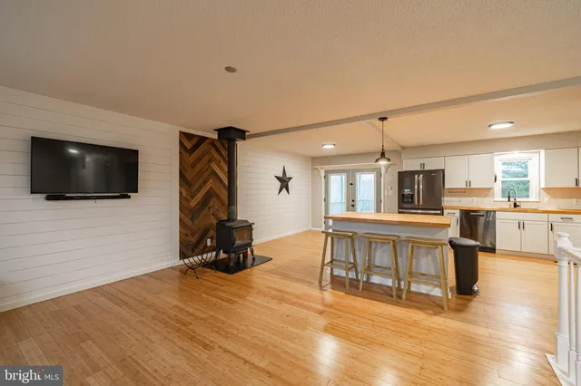 $599,900 | 1251 Hartwood Road, Fredericksburg, VA 22406