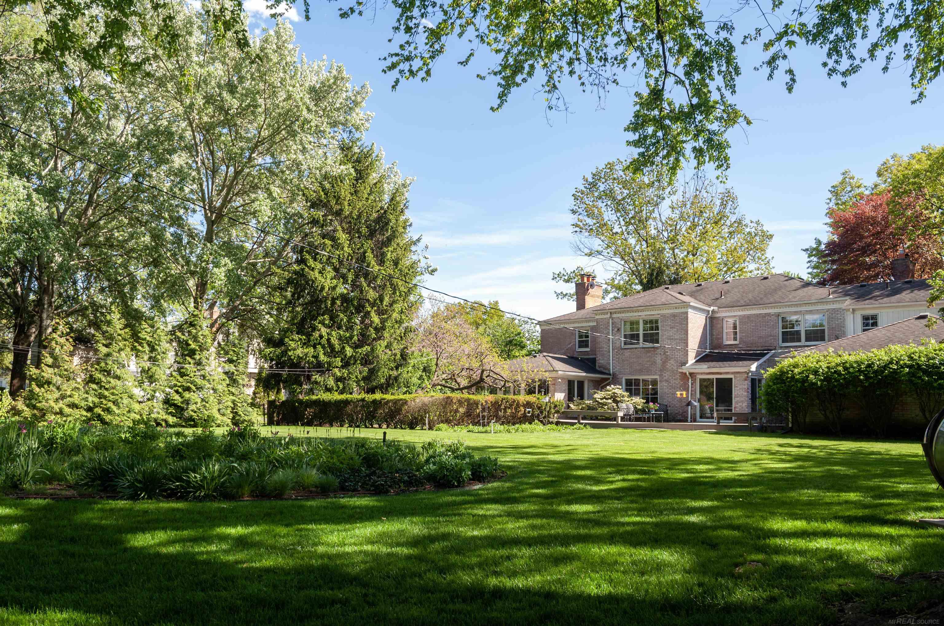 570 Oxford Road Grosse Pointe, MI 48236 - Photo 94 of 99 50141978-88372947-ccd7-4b7c-aa52-c25f0162e2a3.JPG