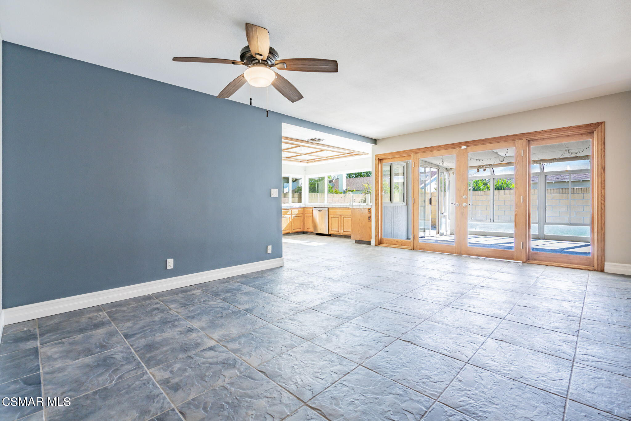 3648 Woodhaven Street Simi Valley, CA 93063 - Photo 11 of 30 a view of an empty room with a window