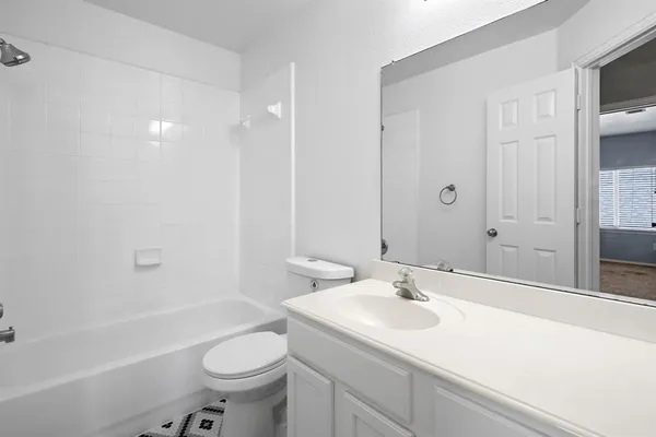 $2,100 | 305 Creekside Drive, Anna, TX 75409