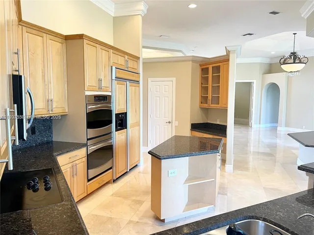 $8,400 | 2579 Mayfair Lane, Weston, FL 33327