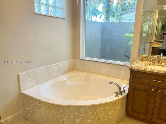 $8,400 | 2579 Mayfair Lane, Weston, FL 33327