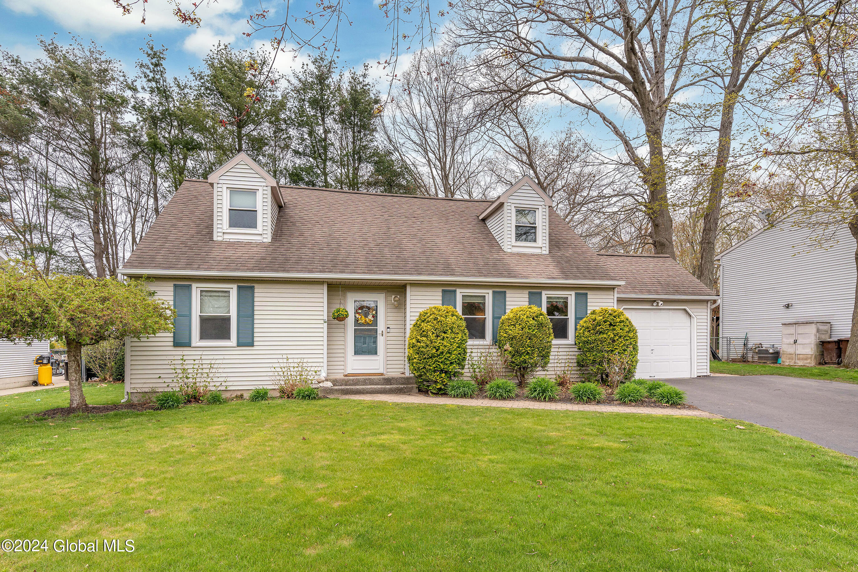 51 Beacon Road Bethlehem, NY 12077 - Photo 1 of 28 002-51-Beacon-Rd