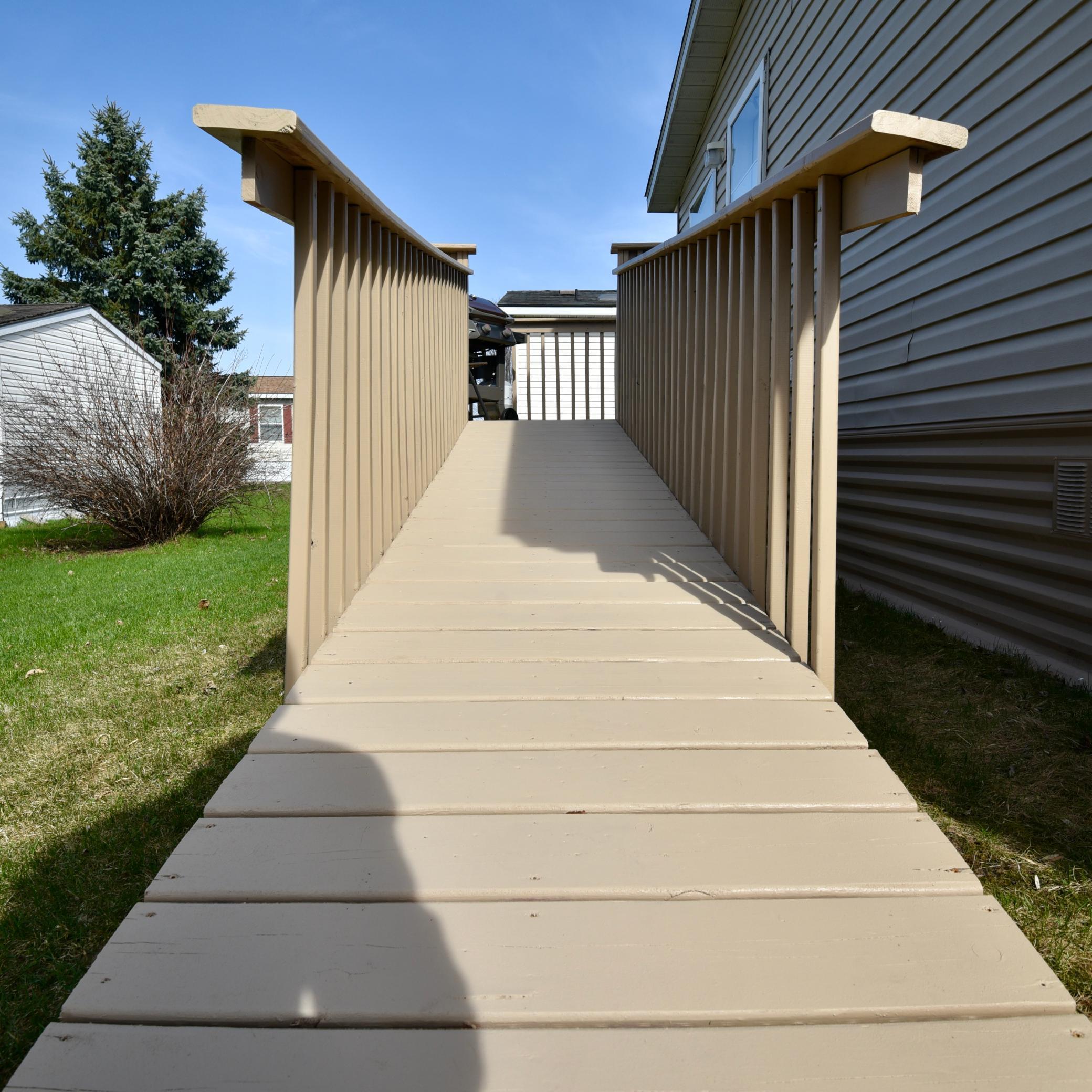 704 1st Street East Milaca, MN 56353 - Photo 10 of 42