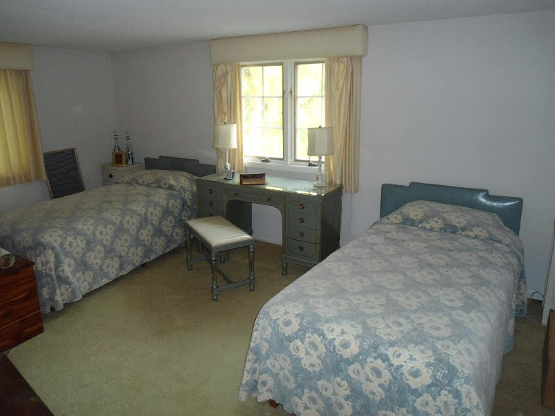 2760 South Mackinaw Road Kawkawlin, MI 48631 - Photo 9 of 14 Gallery Image 9