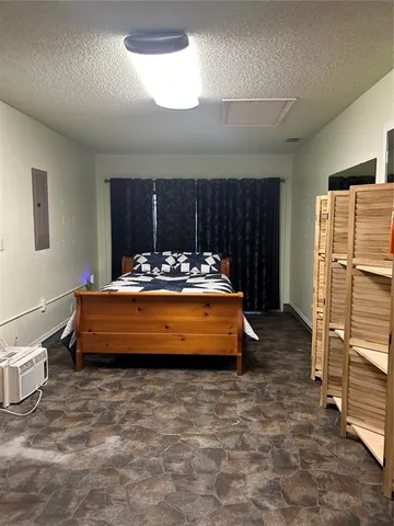 $220,000 | 301 Oak Track Drive, Ocala, FL 34472