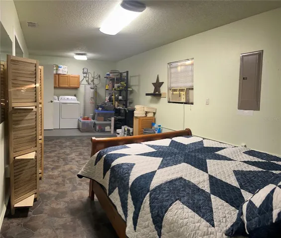 $220,000 | 301 Oak Track Drive, Ocala, FL 34472