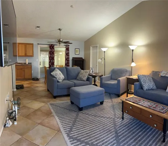 $220,000 | 301 Oak Track Drive, Ocala, FL 34472