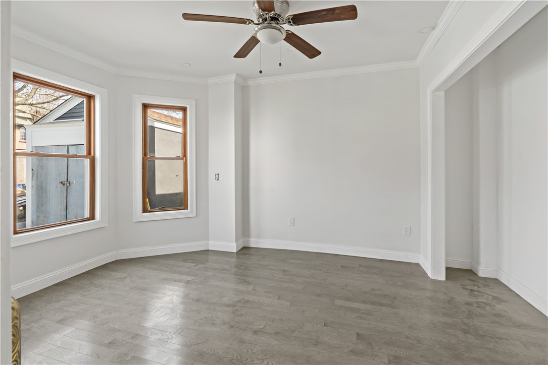 27 South Baptist Street Newport, RI 02840 - Photo 20 of 38