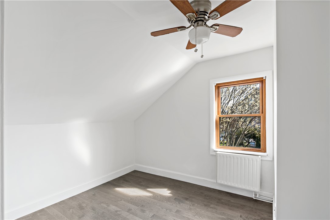 27 South Baptist Street Newport, RI 02840 - Photo 23 of 38