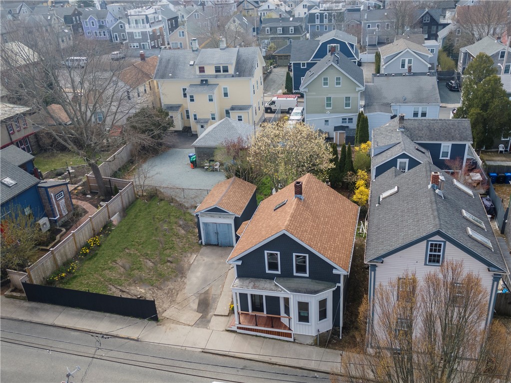 27 South Baptist Street Newport, RI 02840 - Photo 35 of 38