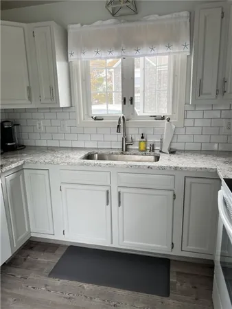 $2,500 | 115 Holden Road, South Kingstown, RI 02879