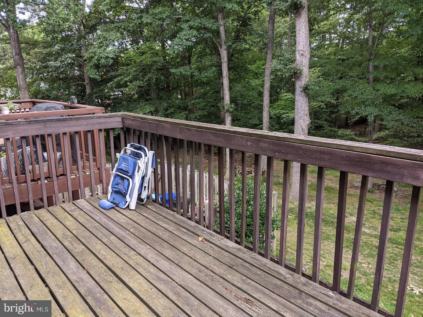 3218 Foothill Street Woodbridge, VA 22192 - Photo 13 of 22 Deck 2