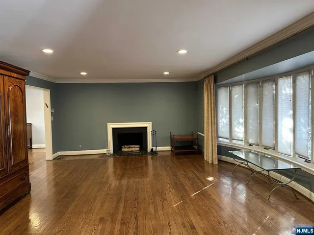 $1,895,000 | 711 Camperdown Road, Teaneck, NJ 07666