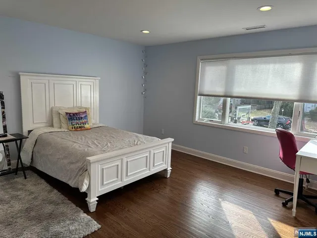 $1,895,000 | 711 Camperdown Road, Teaneck, NJ 07666