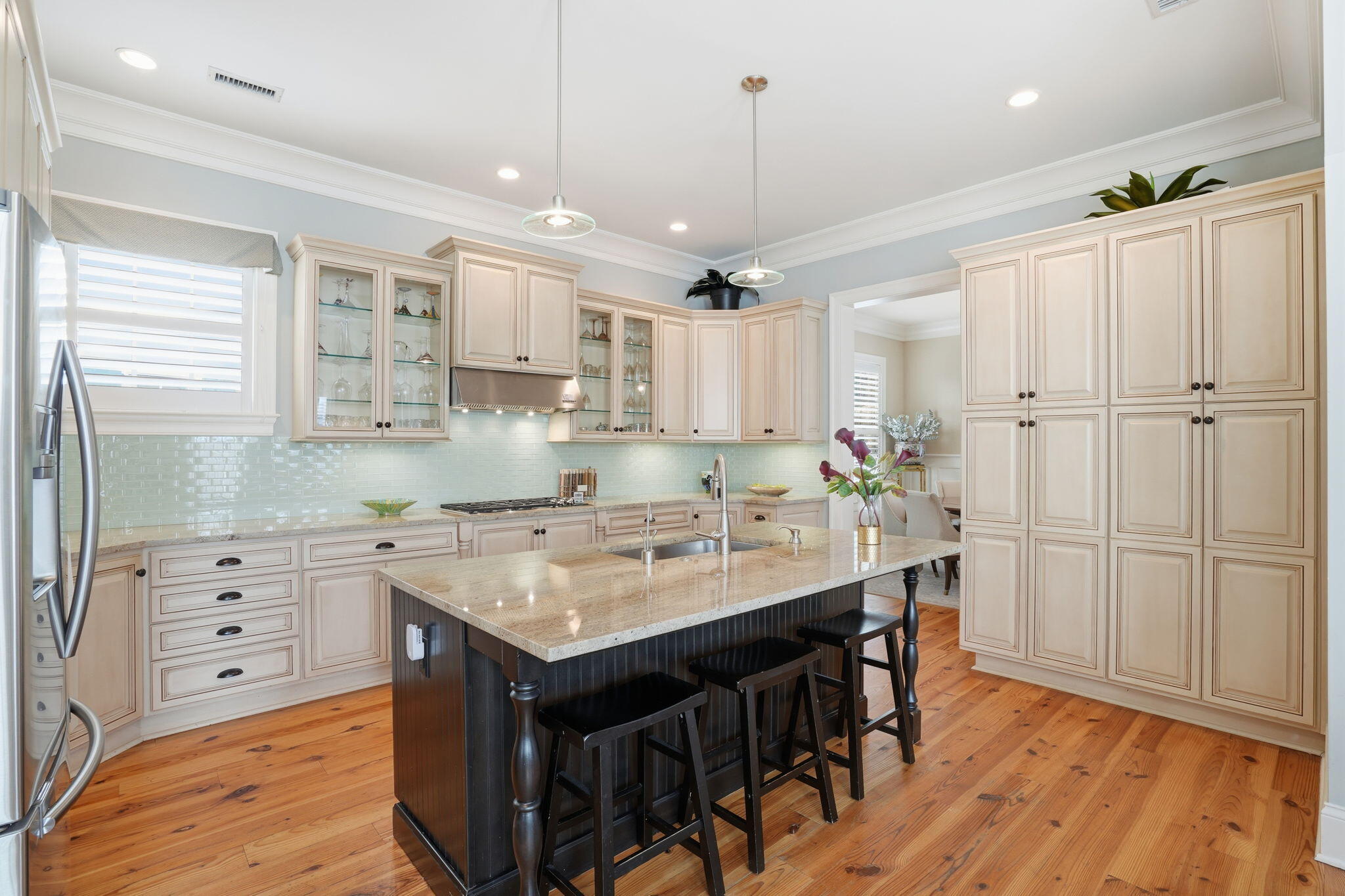 27 Fairhope Road Mount Pleasant, SC 29464 - Photo 19 of 69 19-web-or-mls-023_DSC09841