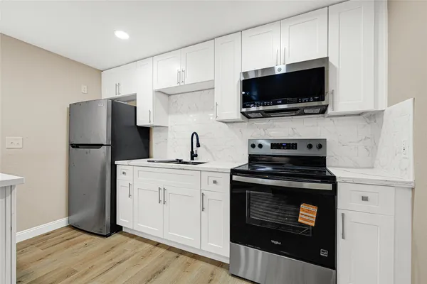$1,200 | 1603 Welch Street, Unit 5, Houston, TX 77006