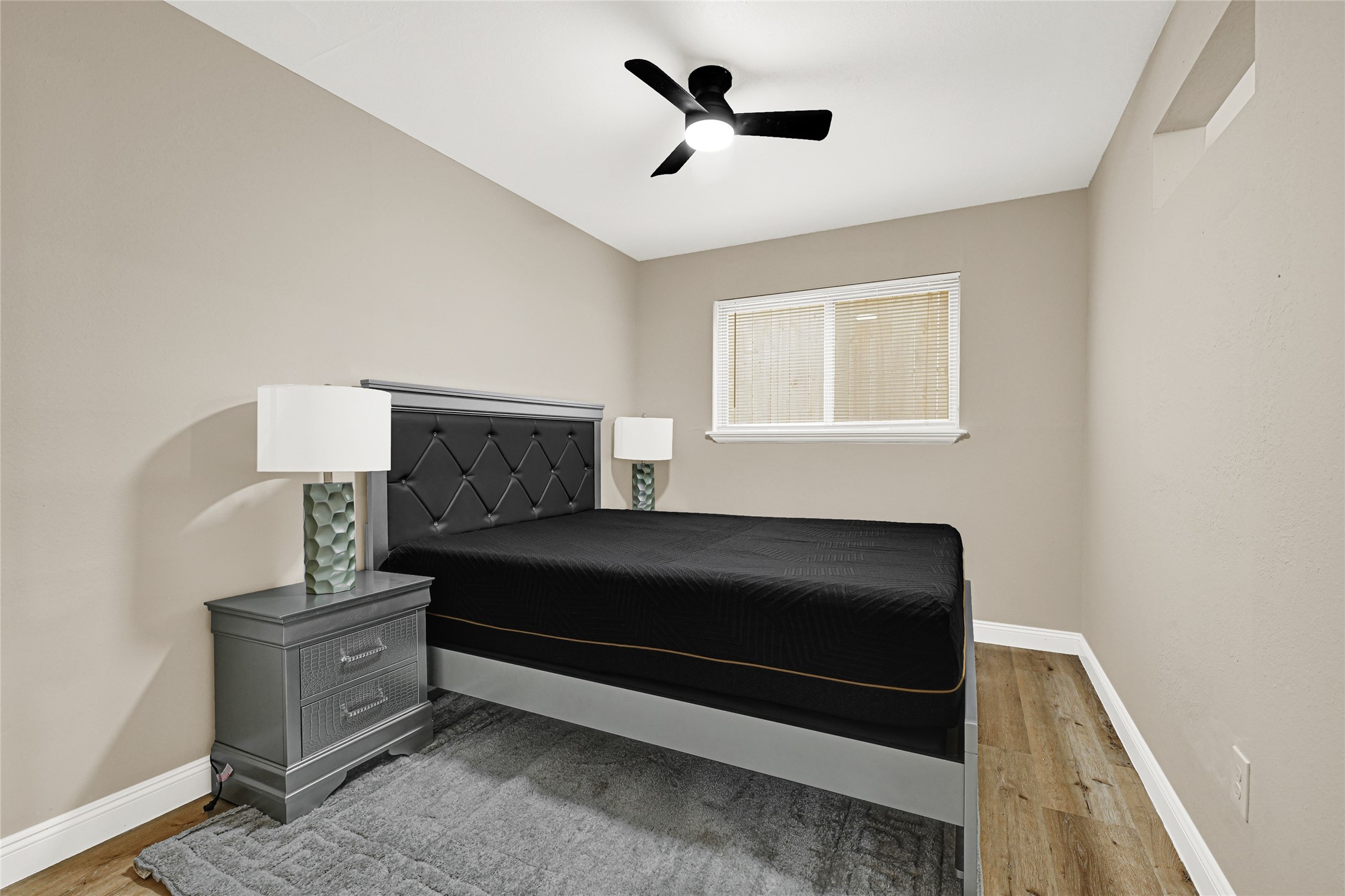 1603 Welch Street, Unit 5 Houston, TX 77006 - Photo 18 of 22